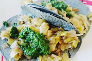 Tacos Veganos de Acelgas y Su Salsa Verde